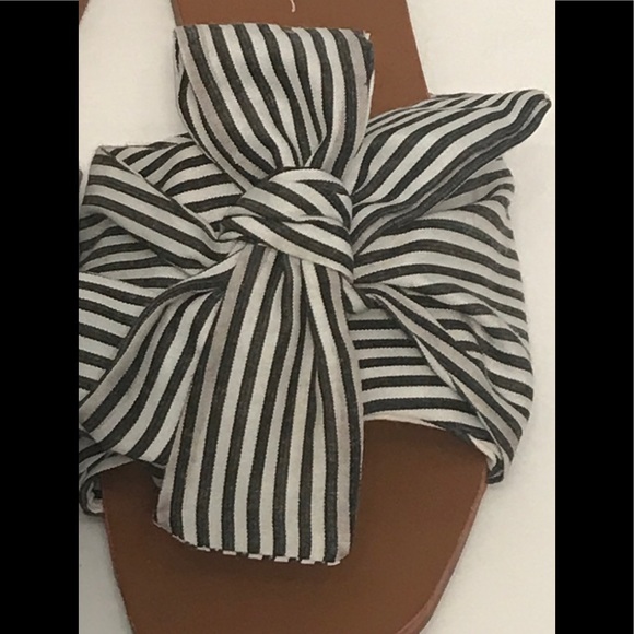 Park lane Bow Flat Sandals - Picture 3 of 12